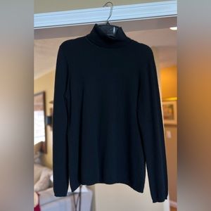 100% Black Cashmere Turtlneck
Charter Club by Macys - BRAND NEW, NEVER WORN